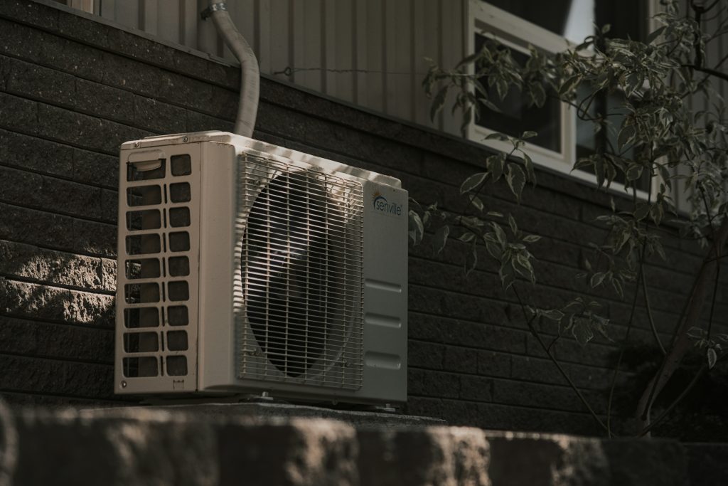 AC