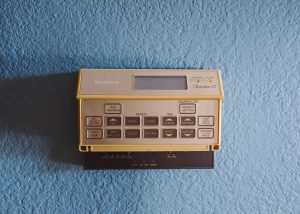 wesley-tingey-eOffmzHe2fA-unsplash